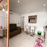 شقة Exclusive Francy's In Garden City, Sant'eugenio